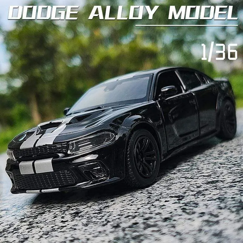 1:36 Dodge Charger SRT Hellcat Simulation Car of Model Alloy Toy Car Muscle Vehicle Children Classic Metal Cars Birthday Gifts