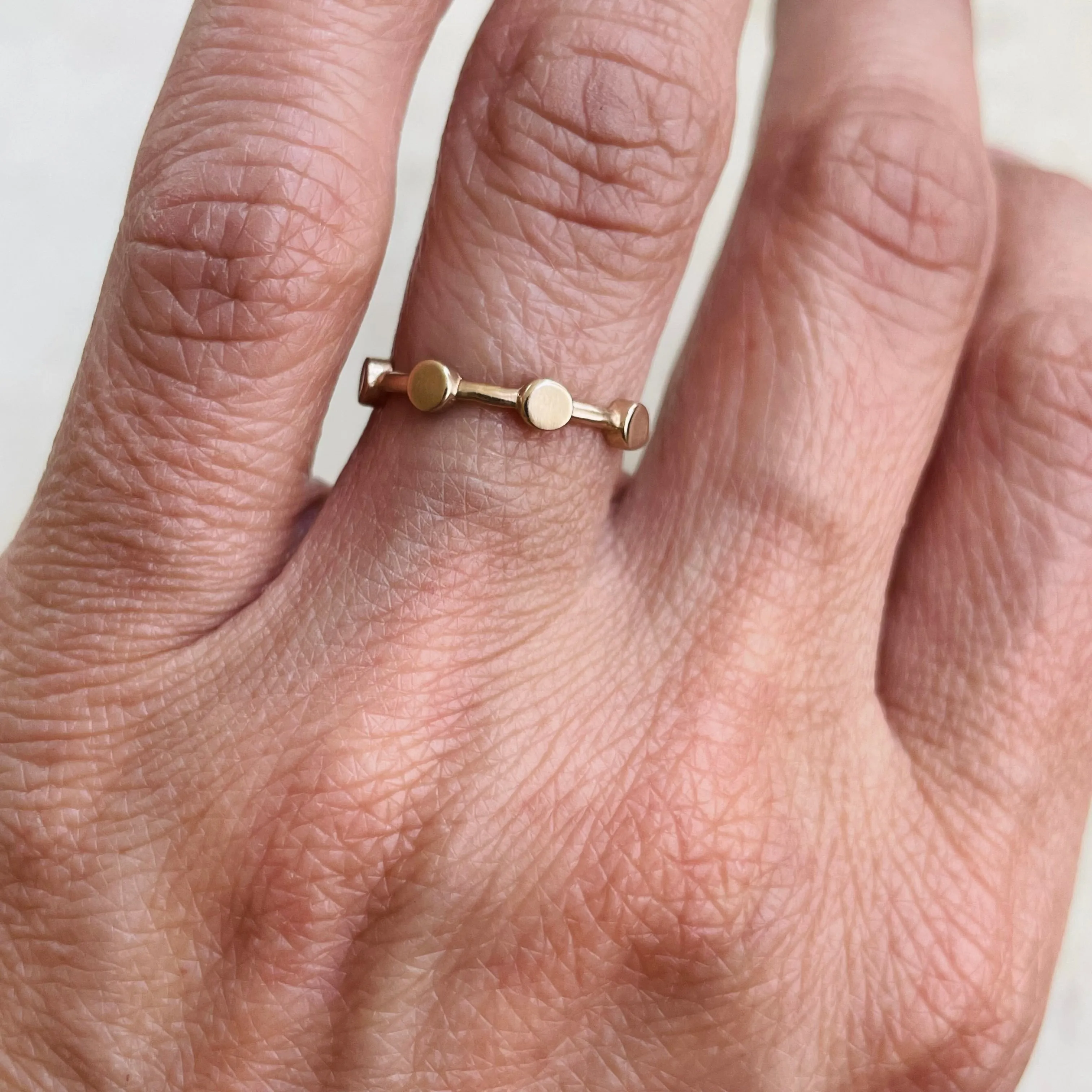 DOT TO DOT RING — NO STONE