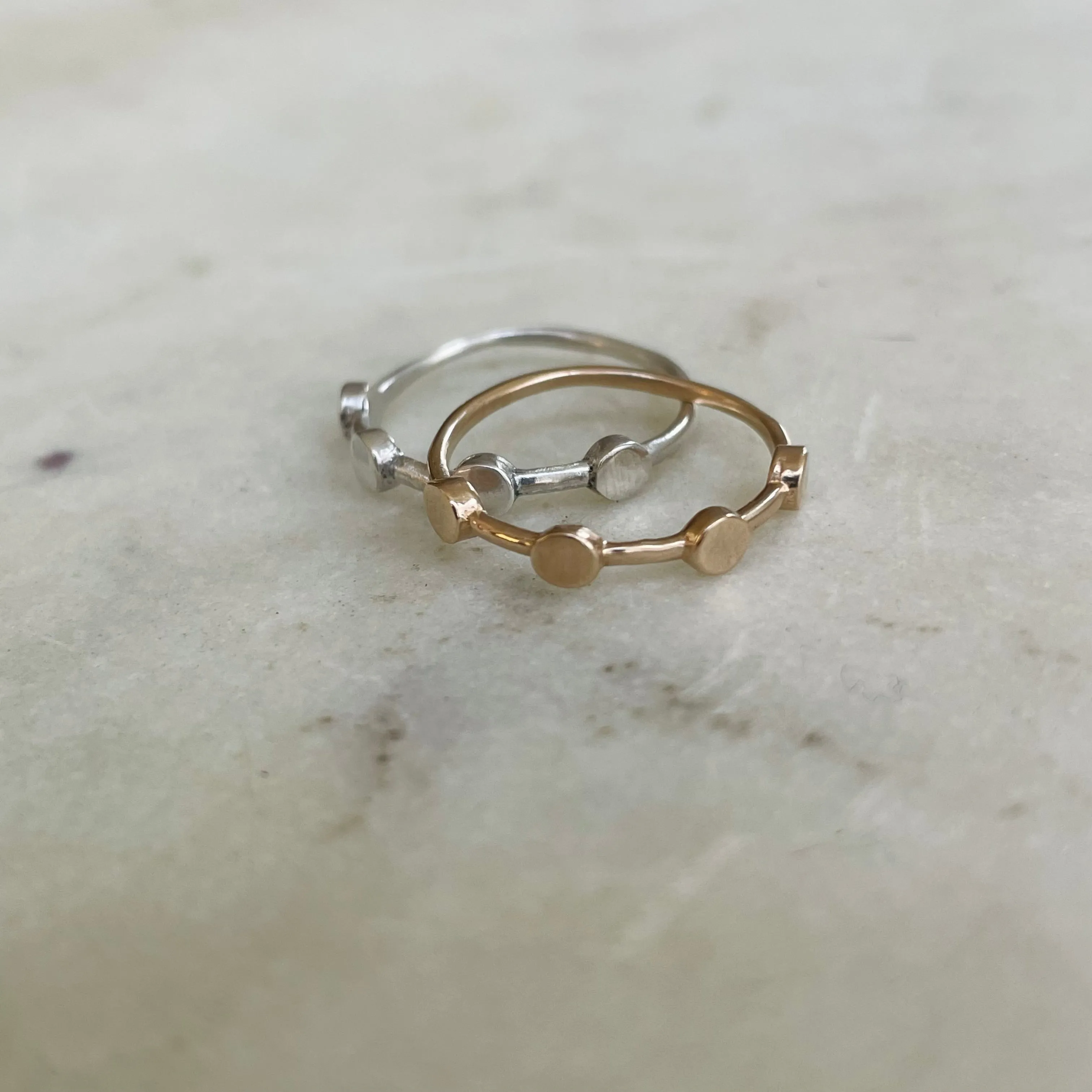 DOT TO DOT RING — NO STONE