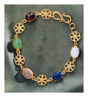 Maud Mannerly Bracelet