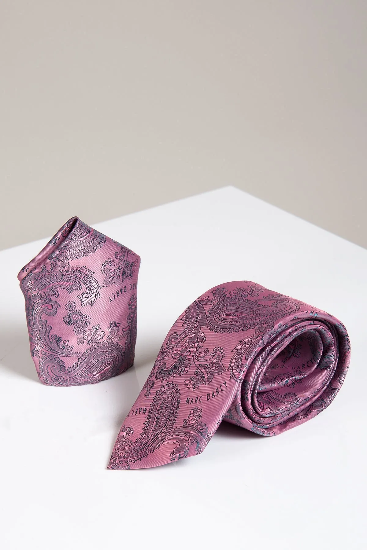 MD PAISLEY - Pink Paisley Tie and Pocket Square Set