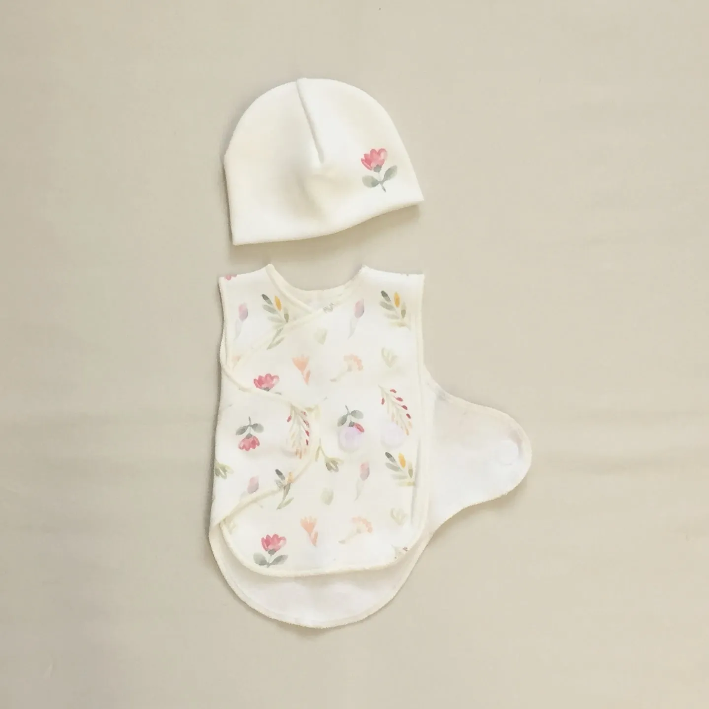 NICU Friendly Wrap Set Vintage Garden