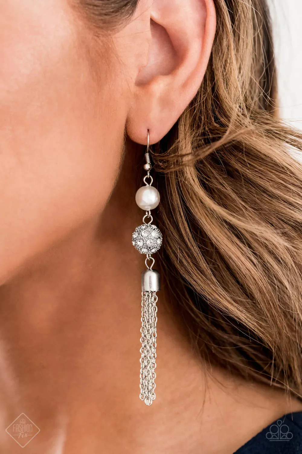 Paparazzi Accessories - Fiercely 5th Avenue - Complete Collection #FFA-0620  - White Fashion Fix June 2020